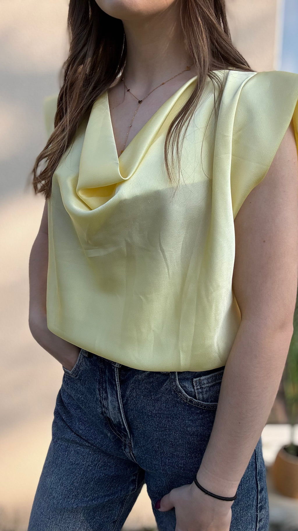 Blouse en satin Émy jaune