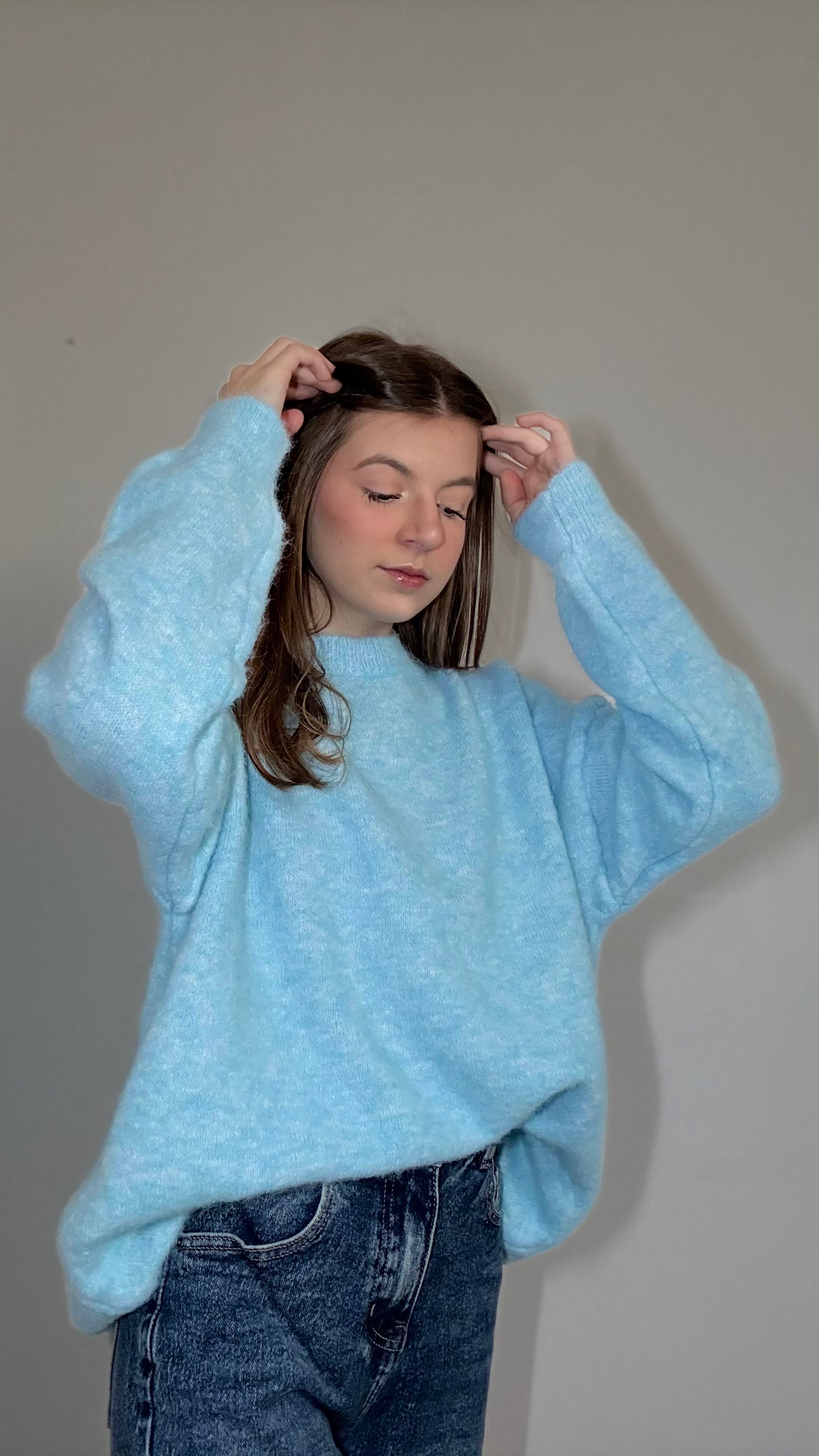 Pull céleste bleu